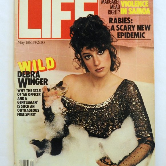 VTG 1983 LIFE Magazines Your CHOICE Year in Pix Debra Winger Willie Nelson Cars - Picture 3 of 7